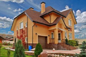 Особенности и преимущества строительства домов и коттеджей под ключ