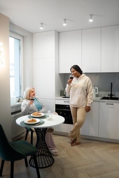 Натяжные потолки на кухне: плюсы, минусы и сравнение с другими видами потолков